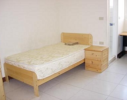 大灣仁德交流道家樂福屋均兩分鐘,停車方便 - Image 3