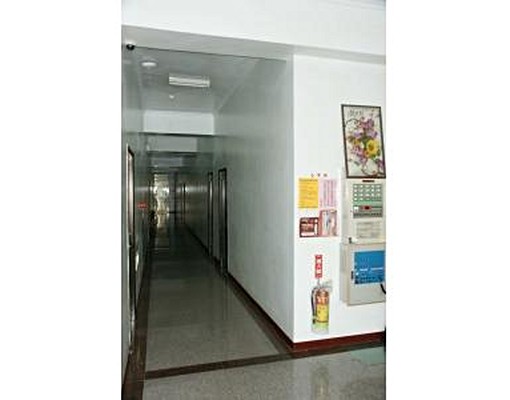 環球A8日安診所旁捷運套房電梯大樓 - Image 2