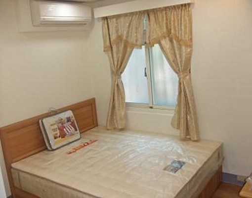 全新裝潢,離頂溪捷運3分鐘 - Image 1