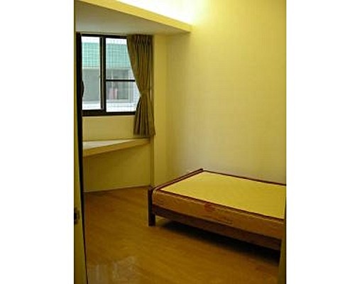 嶺東全新整理四房👍可租補👍家俱齊全👍屋主自租 - Image 3
