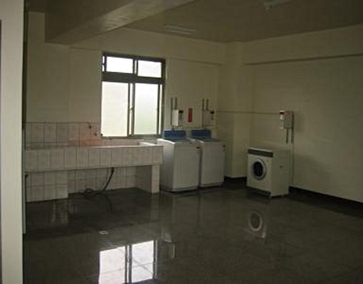 近竹科電梯套房附汽車車位 - Image 1