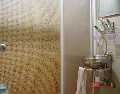 便宜和室套房,房間廁所皆有對外窗 - Image 1