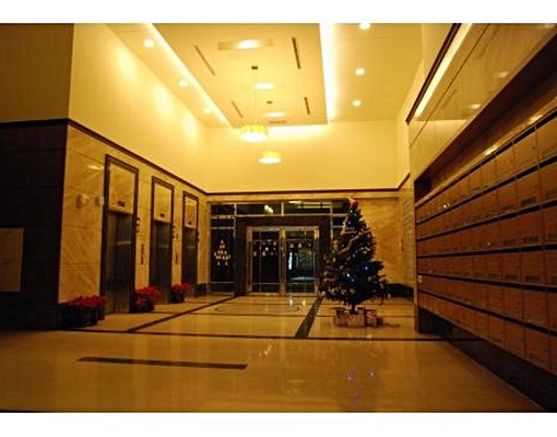 高鐵站前*總裁行館*挑高7米 - Image 13