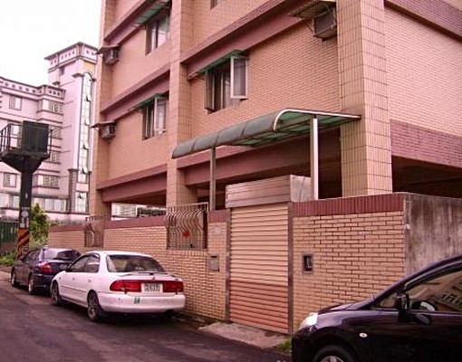 隔間設計最優的套房出租 - Image 2