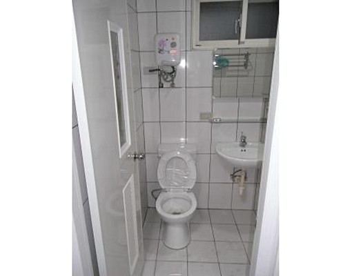 三重全配優質套房,鄰近台北市 - Image 4