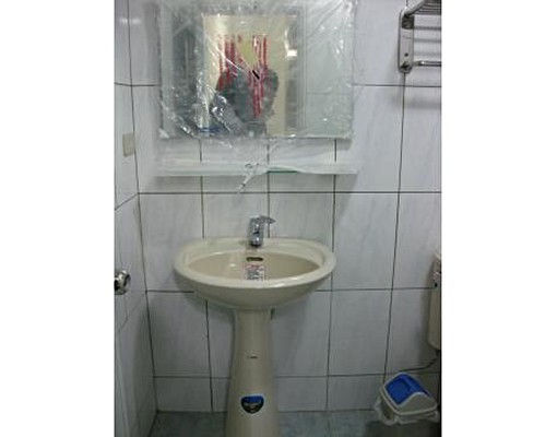 電梯套房採光通風佳最便宜的市區房租 - Image 6
