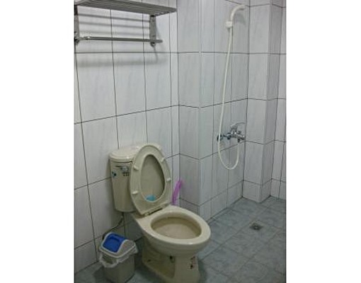 電梯套房採光通風佳最便宜的市區房租 - Image 7