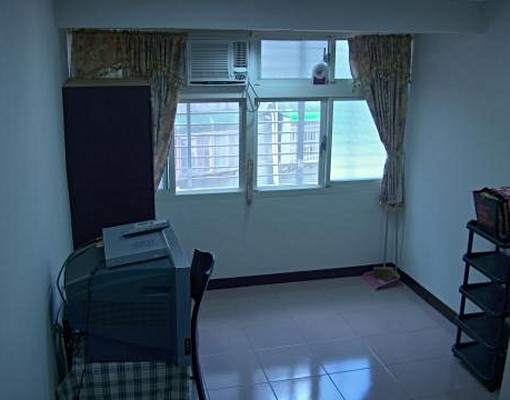 優質對外窗套房,台北縣板橋市三民路一段 - Image 1