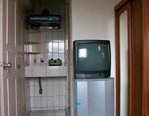 近火車站套房3仟~5仟5雅房2仟5~3仟 - Image 2