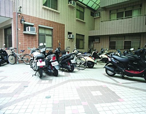 優質學生宿舍,近台南應用科大 - Image 13