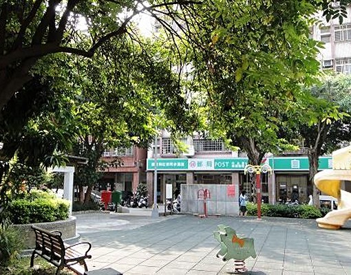 大直捷運站實踐超優質房出租(限女性) - Image 4