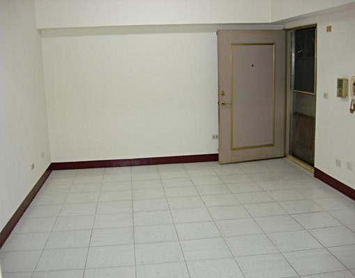 正3房運河旁優質住家可申請租屋補助(平車另計) - Image 2