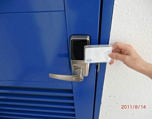 藍白風格獨立筒套房WiFi楠梓火車站 - Image 6