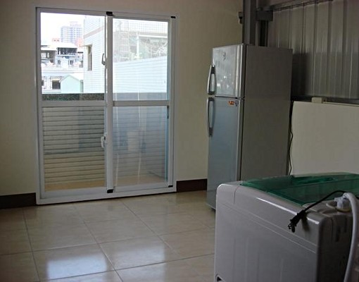 高師大150公尺/套房等級/雅房價格 - Image 5