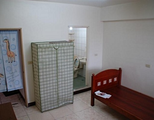 1間雅房全新冷氣宜蘭大學走路5分鐘 - Image 1