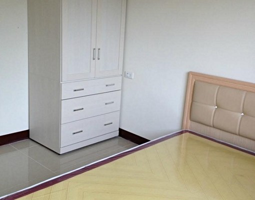 近三重國小捷運,環境單純~~ - Image 1