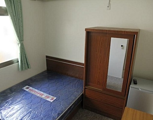 有陽台窗,環境優美,交通便利,設備齊全 - Image 1