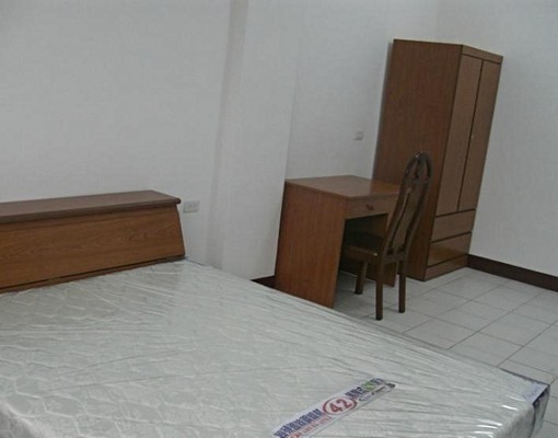 慈濟園區超大坪數全新純女生大套房只剩一間 - Image 3