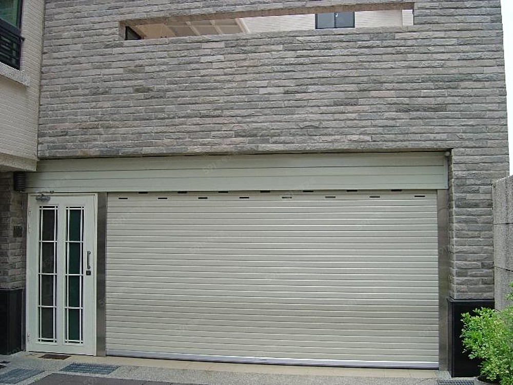 室內車位免淋雨