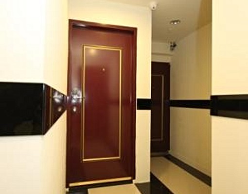 百萬裝潢全新精品安靜住宅區-近亞東醫院站 - Image 2