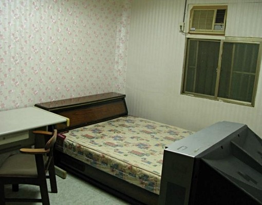 特惠冷氣雅房上班族台北車站捷運西門町 - Image 5