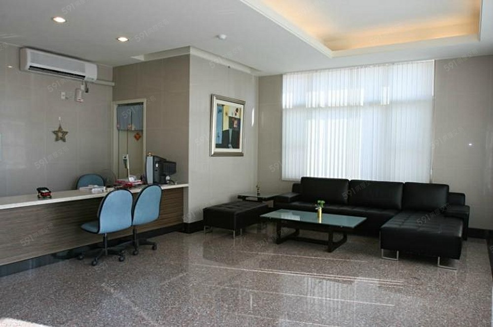 交誼大廳附無線網路