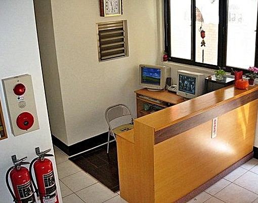 變頻分離式冷喛氣,公廚免費,專屬室內停車,專人管理,租補可 - Image 10