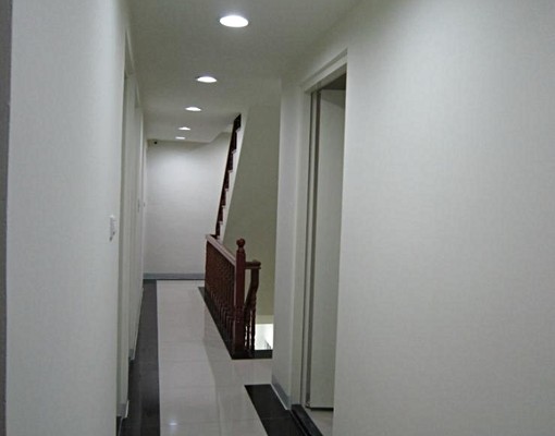 獨立陽台、洗衣機(租屋補助、台電單計費,近真理大學) - Image 3