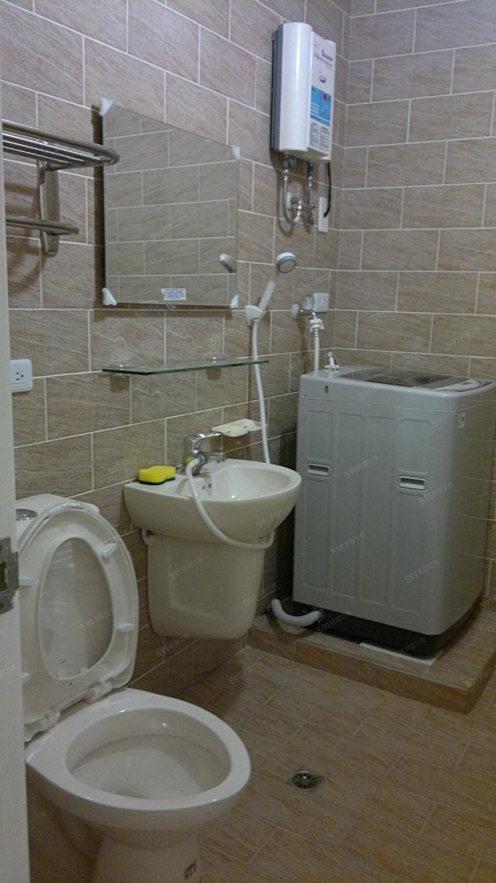 沙鹿套房個人衛浴和洗衣機