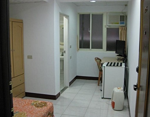 男女皆可~新民街~優質裝潢✔精工宅邸 - Image 6