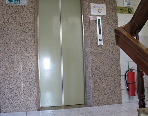 電梯一房一廳近東海商圈/台中工業區 - Image 3