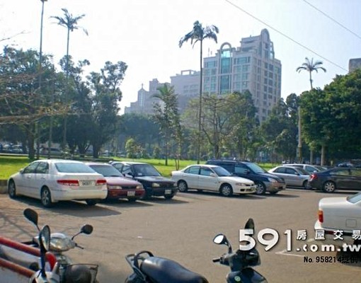 可報稅、租補、公證、市中心鬧中取靜、有車位(近巨城、市府) - Image 5