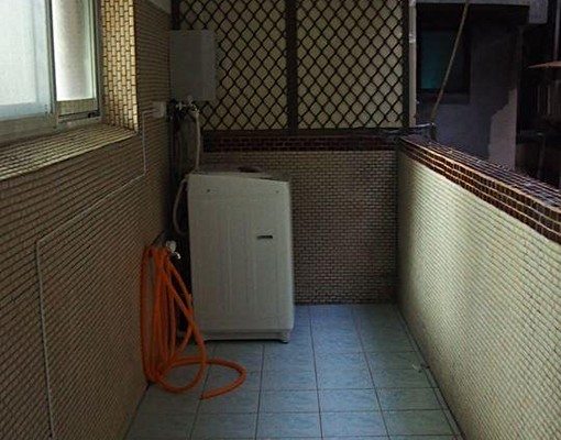 近小港捷運站套房出租 - Image 3