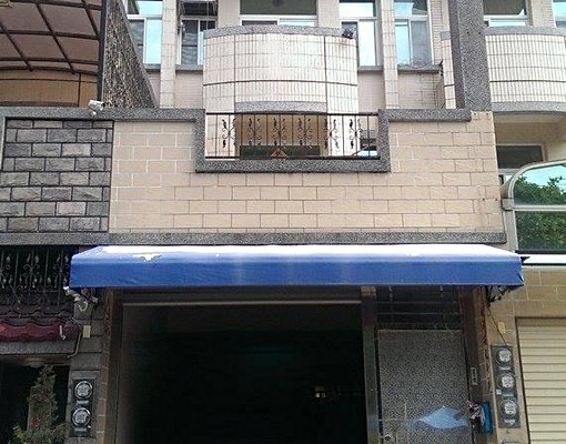 大坪數,近超商環境清靜,室內車位,包水電 - Image 2