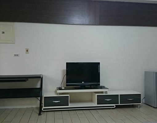 （大特價）精緻大套房好停車全新傢俱 - Image 1
