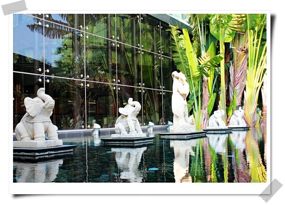 鄰近峇里島風情花園