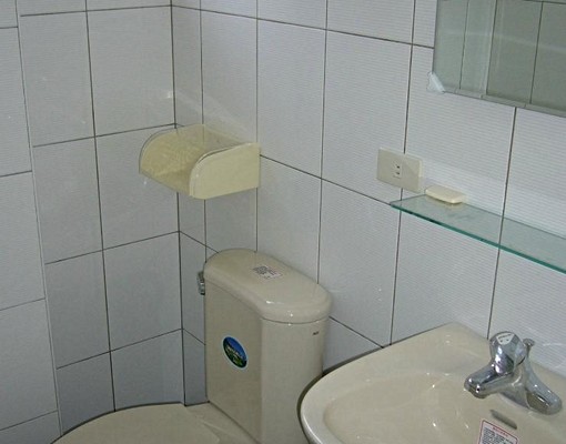 中山大學附近獨棟透天套房出租,近海之冰 - Image 1