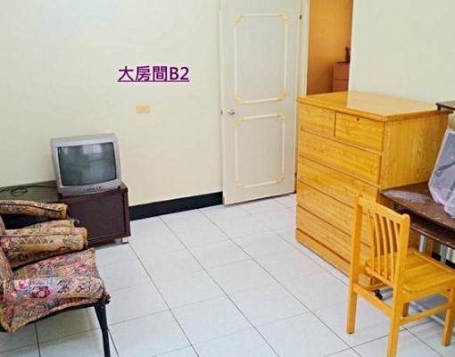 採光明亮、溫馨乾淨雅房(近苗中、苗商、苗農、建台)限男性 - Image 4