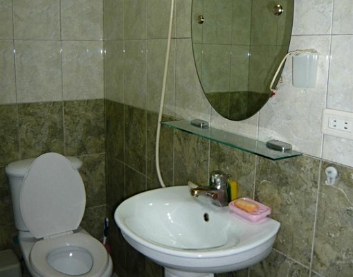 交通便利.優質文教社區.有陽台.空氣好 - Image 3