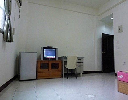 優質套房出租,近嘉女文化公園,鬧中取靜 - Image 2