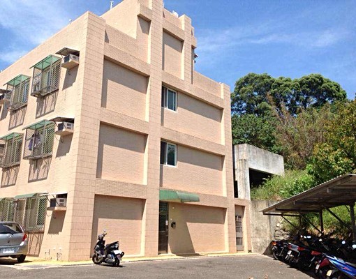 中華大學套房出租 - Image 1