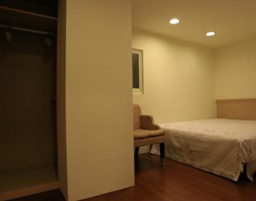 市府捷運松菸文創極安靜套房 - Image 4