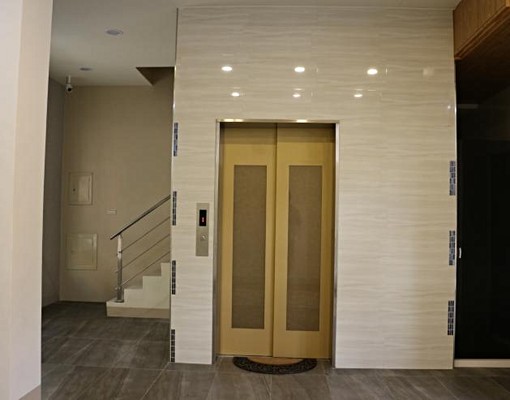 高雄前金區火車站平面車位電梯優質套房 - Image 3