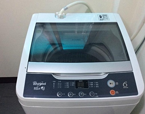 短租、低樓層、磚牆磁卡，套房可工作室，板橋大遠百對面 - Image 5