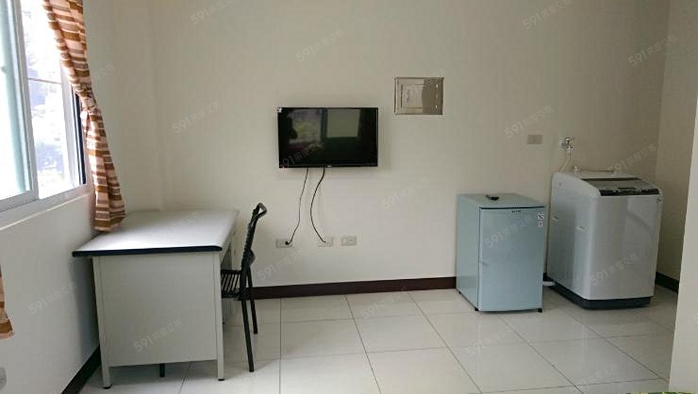 洗衣機,液晶電視,OA辦公桌