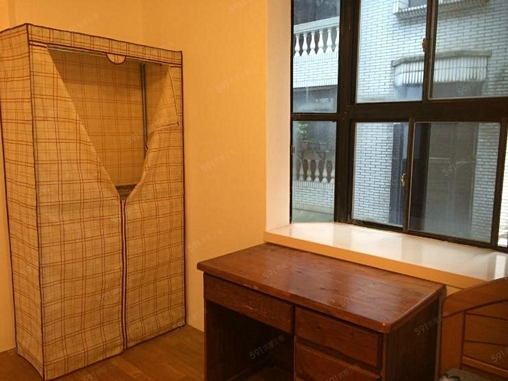 雅房#1(木質地板