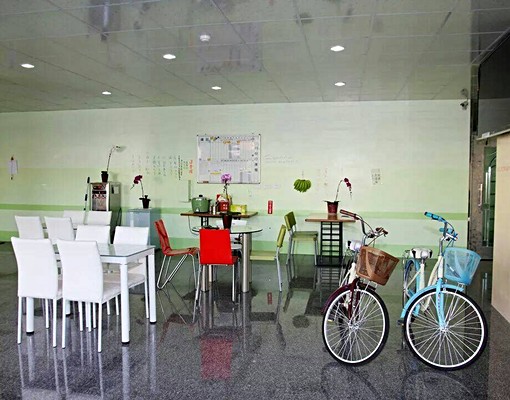 電梯套房出租年繳優惠中 - Image 1