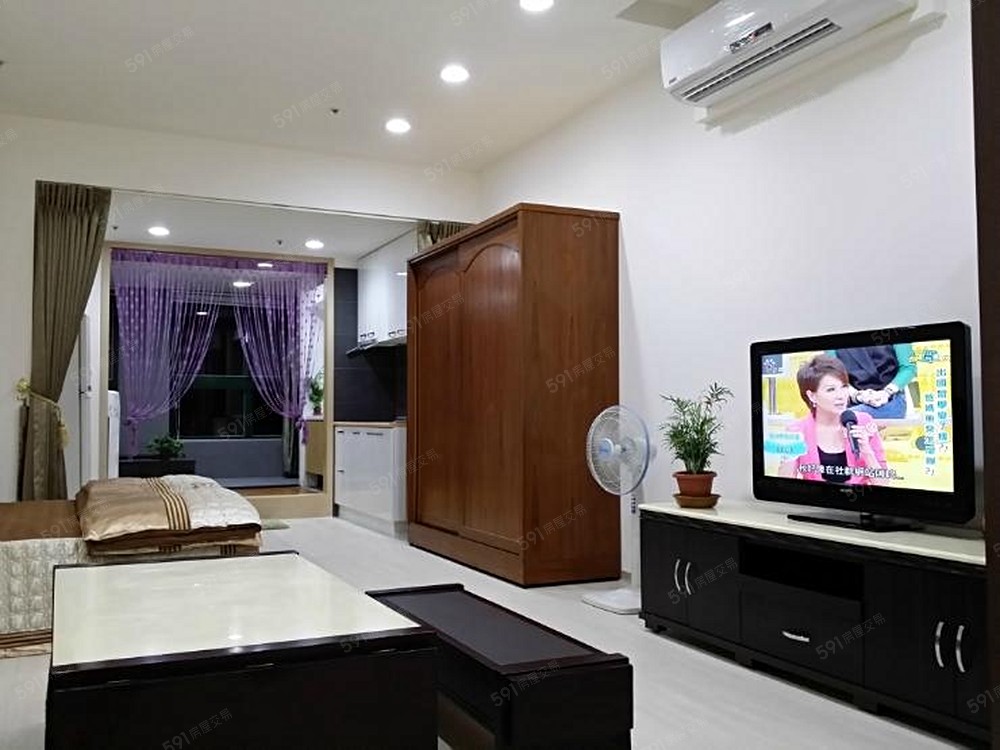 【開放式客廳】