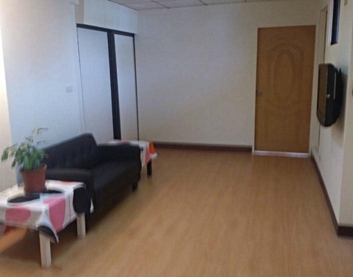 一房一廳近中友.一中.國醫.五權.公園路 - Image 7