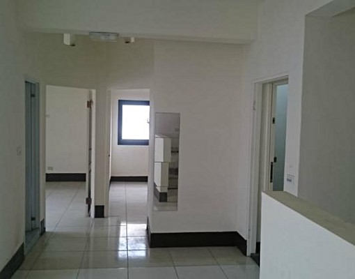 近美術館三房.屋況極佳,公寓三樓 - Image 12